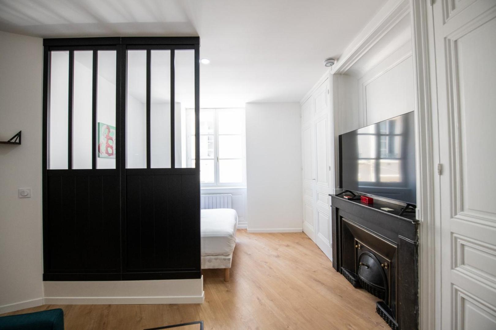 L'Arty - Tres Joli Studio Moderne Place Valmy Lyon Exterior photo